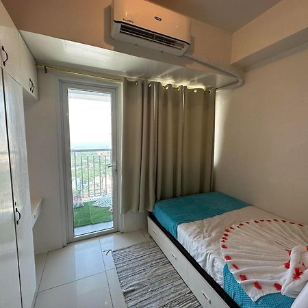 Green Residences Staycation By Pbyy Manila Exterior foto