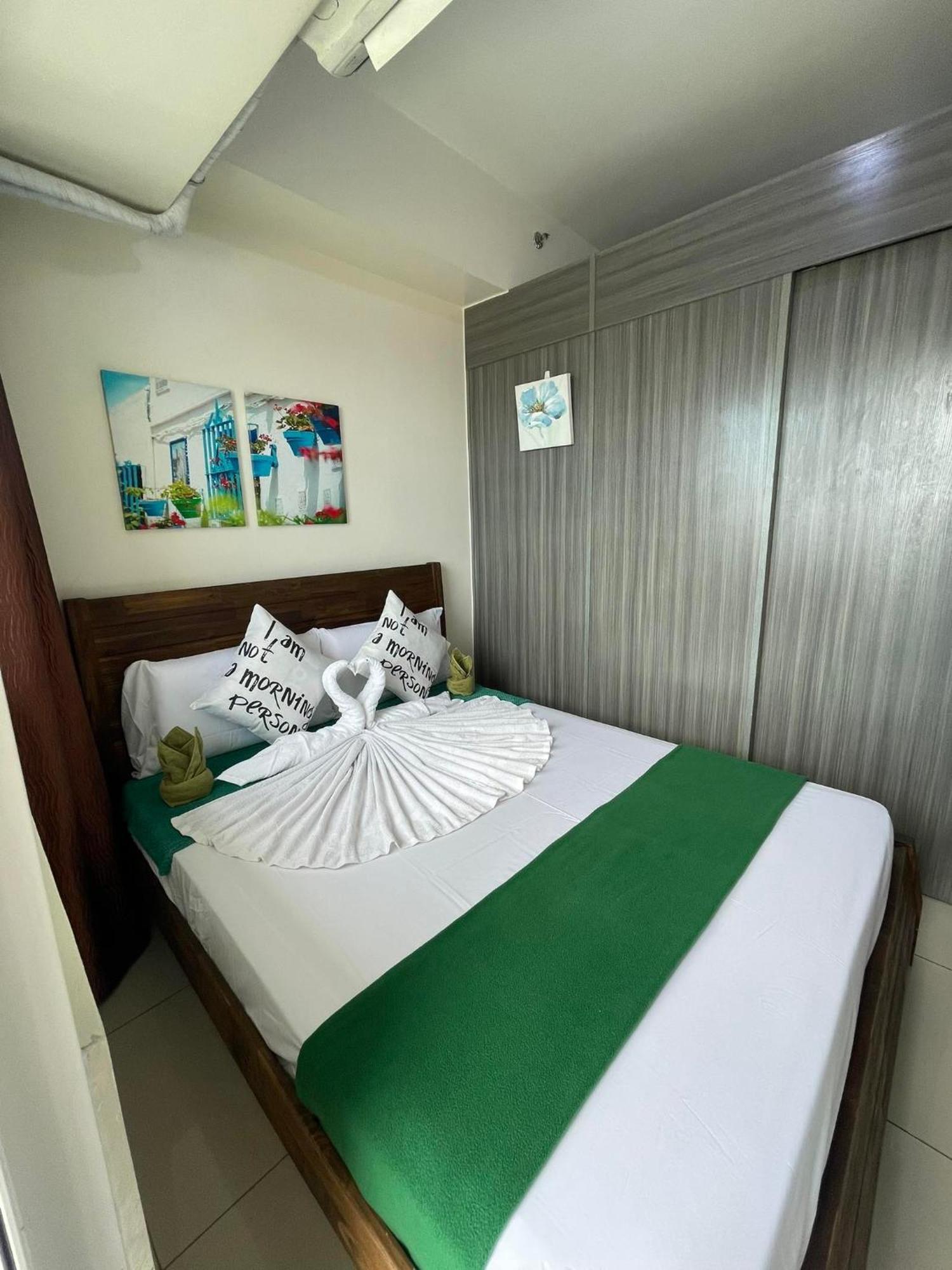 Green Residences Staycation By Pbyy Manila Exterior foto