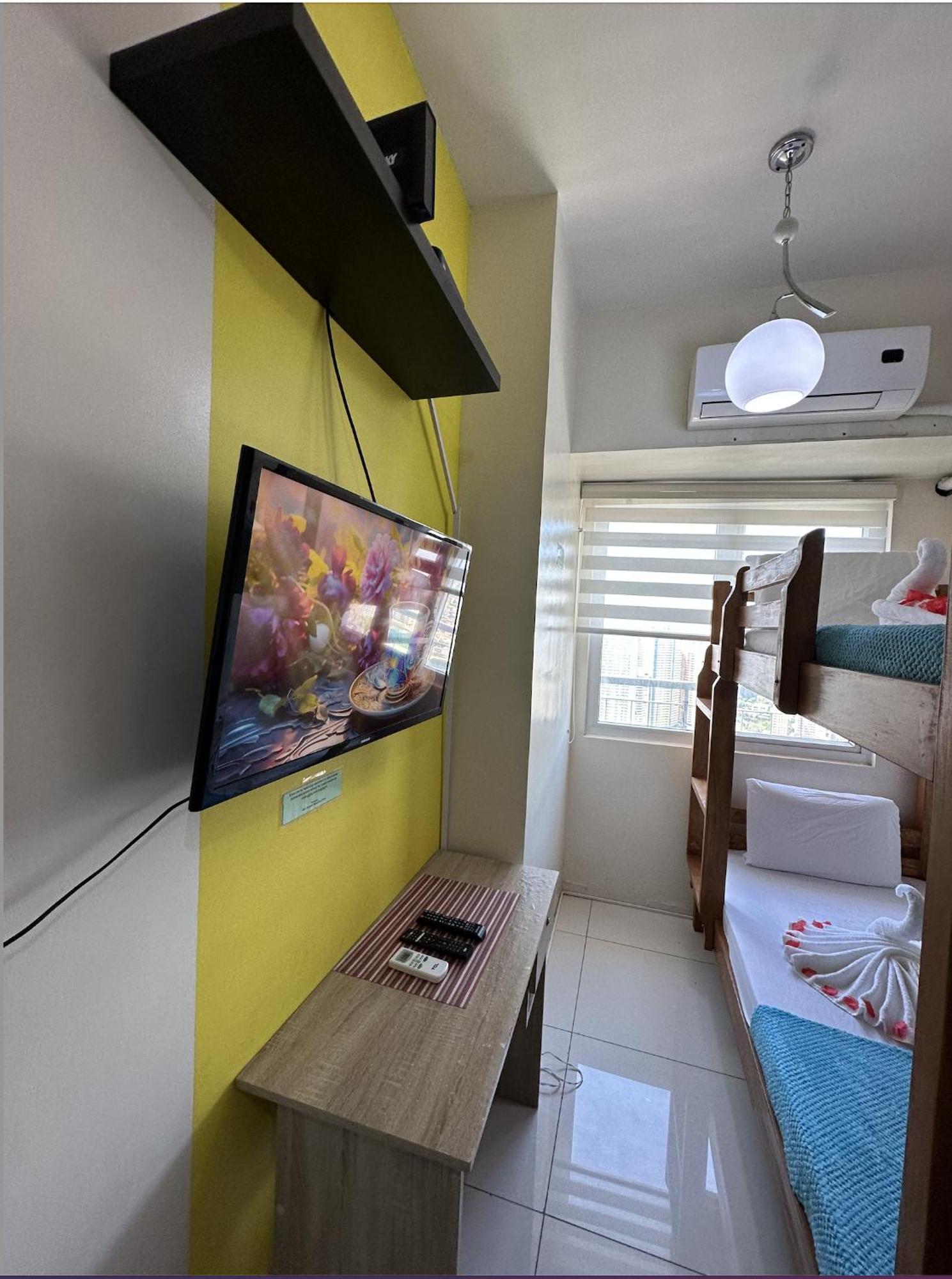 Green Residences Staycation By Pbyy Manila Exterior foto