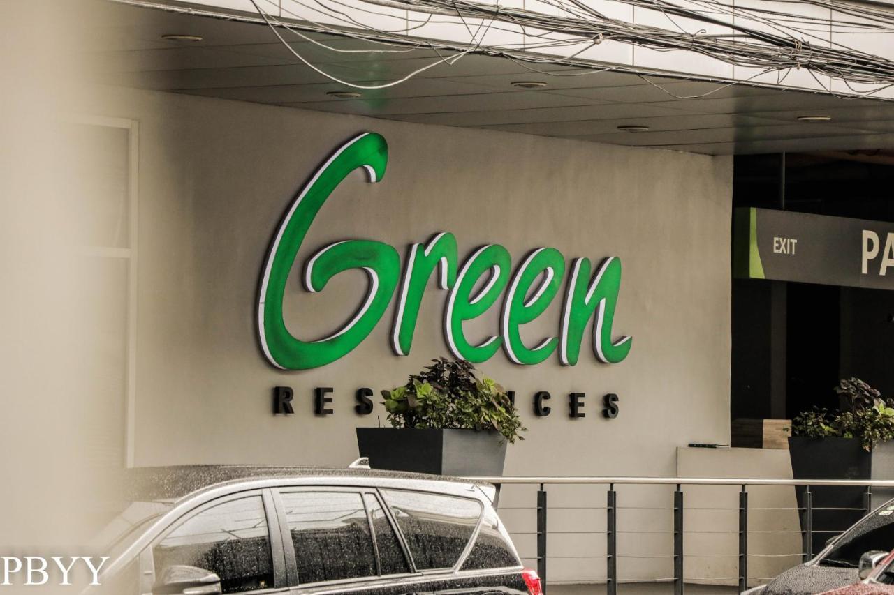 Green Residences Staycation By Pbyy Manila Exterior foto